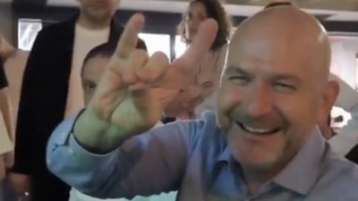 Süleyman Soylu'dan Merih Demiral'a bozkurt işaretli destek