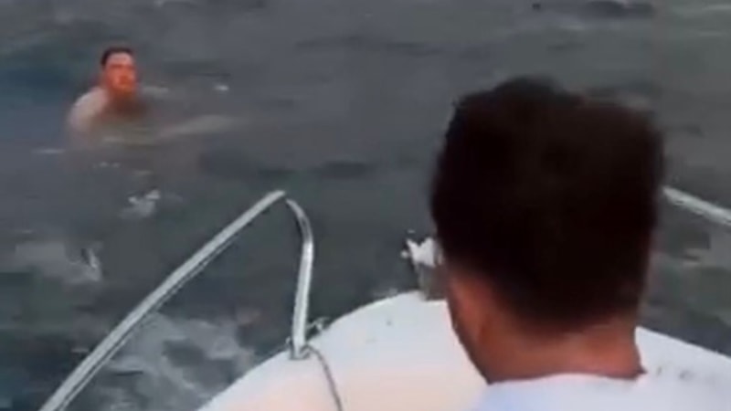 Zonguldak'ta denizde boğulmak üzere olan şahsın yardımına şans eseri yetişildi