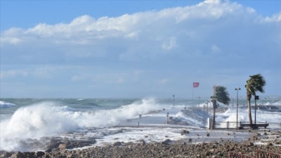 Meteoroloji'den 16 ile sarı uyarı: Kuvvetli sağanak ve fırtına geliyor