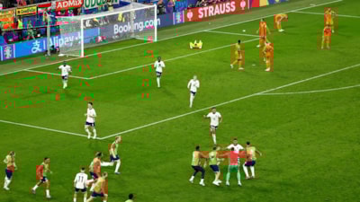 İngiltere şampiyonluk peşinde, Hollanda hayal kırıklığı yaşıyor