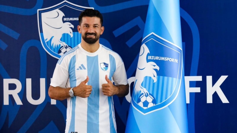 Erzurumspor FK, Celal Hanalp ile sözleşme yeniledi