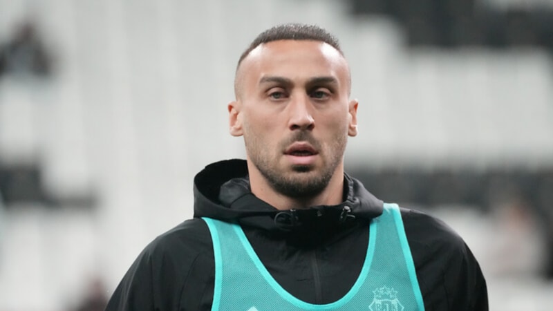 Fenerbahçe, Cenk Tosun'u açıkladı