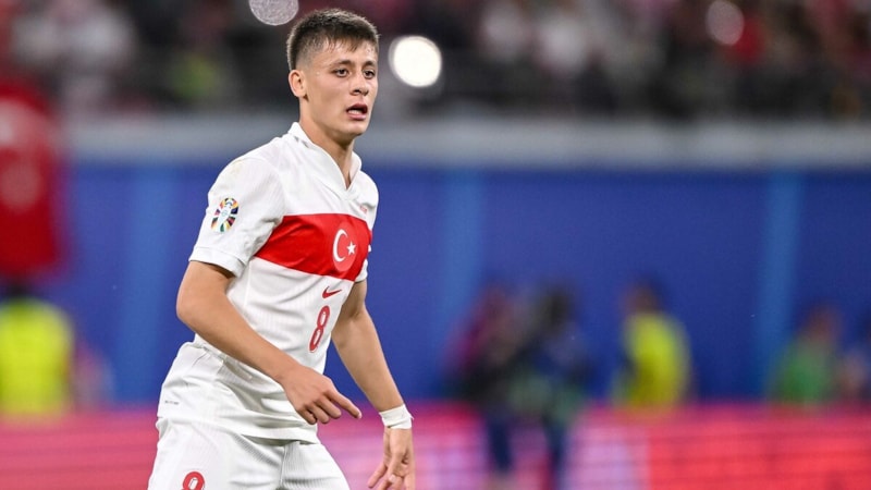 Arda Güler bu kez tatil pozlarıyla gündemde