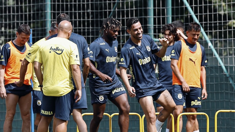Fenerbahçe'den UEFA kadrosu kararı