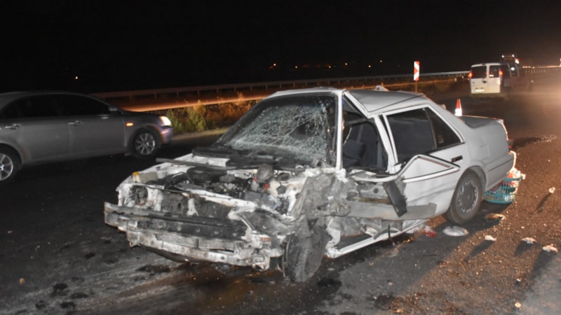 Sivas’ta iki otomobil çarpıştı: 6 yaralı