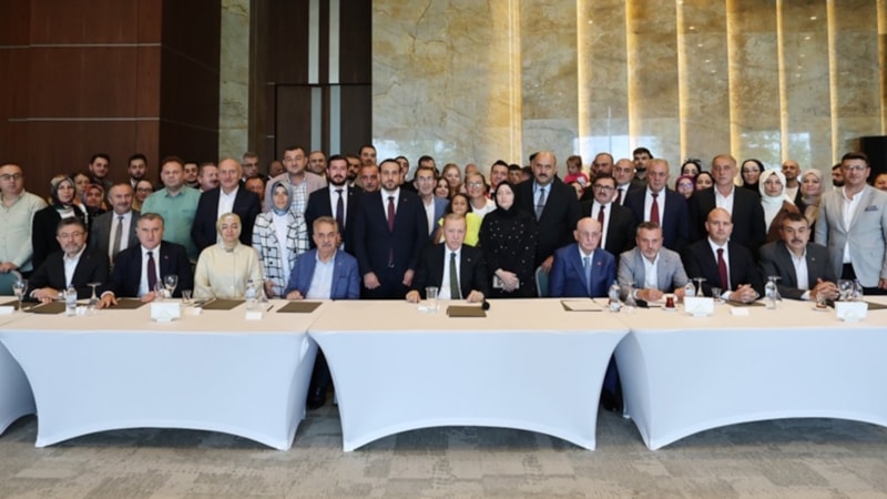 Cumhurbaşkanı Erdoğan, partisinin Rize İl Teşkilatı toplantısına katıldı