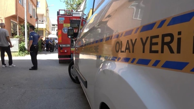 Bursa'da bodrum katta çıkan yangında yaşlı adam can verdi