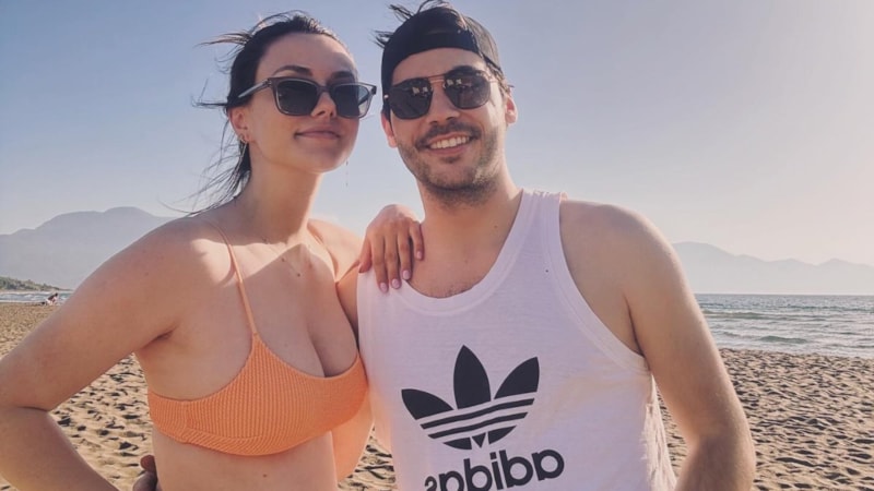 Oyuncu Berkay Hardal, hamile eşi Dilan Telkök'ün son halini paylaştı.