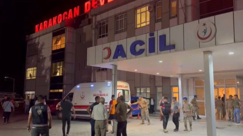 Elazığ'da düğün salonundaki bıçaklı kavgada 3 kişi yaralandı