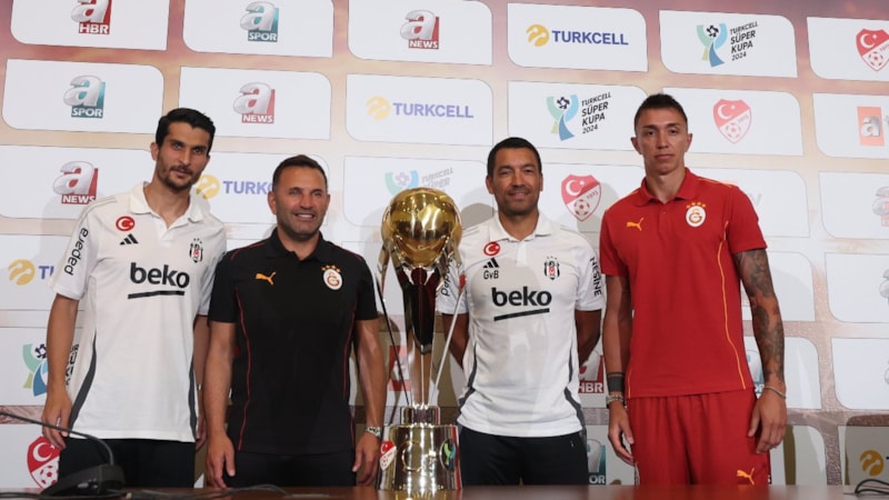 Süper Kupa maçı öncesi ortak basın toplantısı düzenlendi