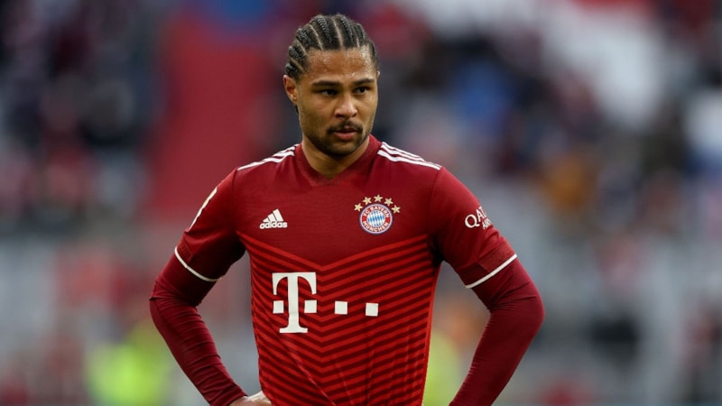 Bayern Münih'in yıldız oyuncusu Gnabry, ayrılık iddialarını reddetti