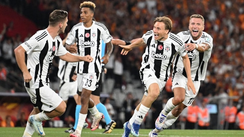 Süper Kupa şampiyonu Beşiktaş'tan göndermeli paylaşım