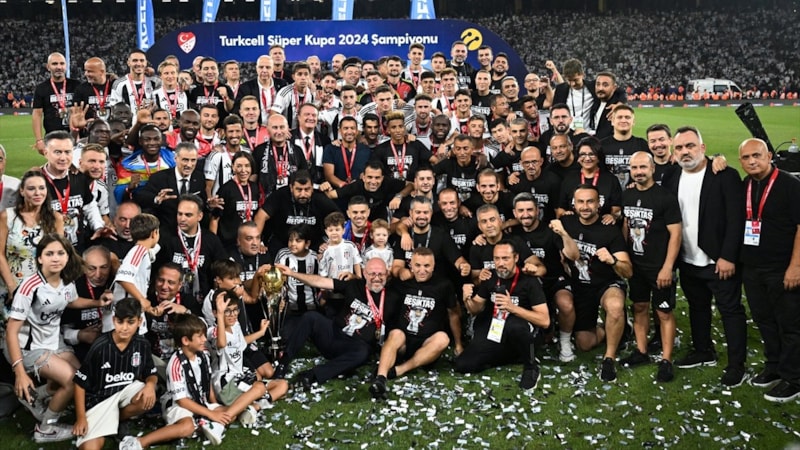 Beşiktaş'tan Galatasaray'a sert gönderme: Edebinle sevin