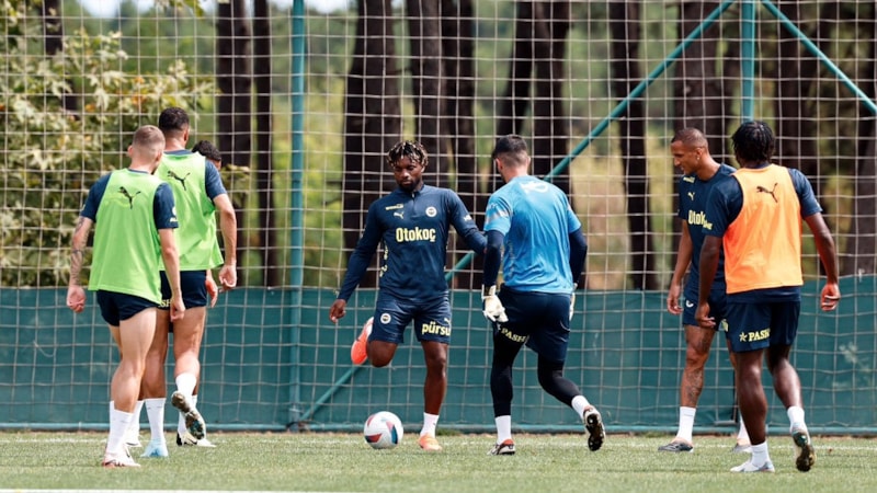 Fenerbahçe, Lille maçının hazırlıklarını tamamladı