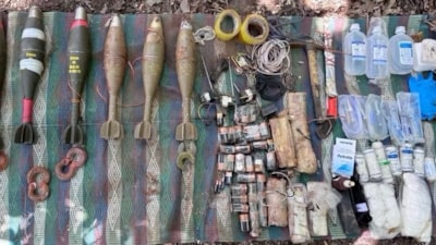 Pençe-Kilit bölgesinde  teröristlere ait mühimmat ele geçirildi