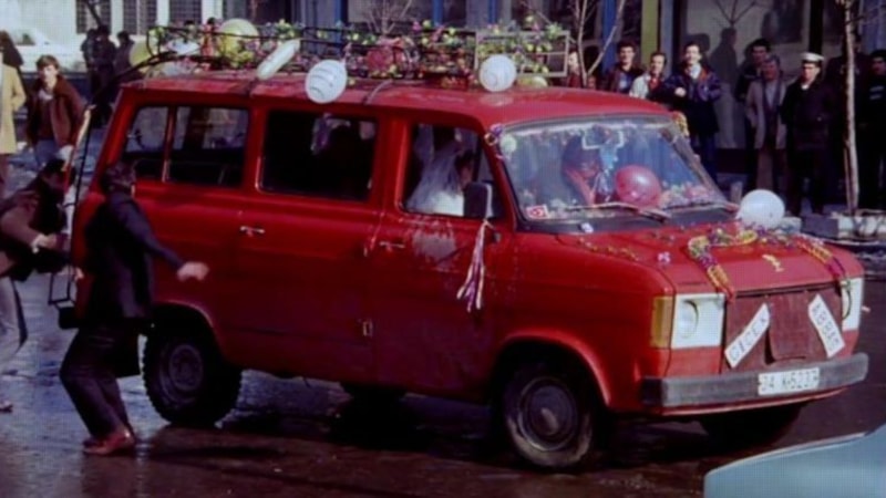 Çiçek Abbas'ın meşhur minibüsü bakın kaç modelmiş