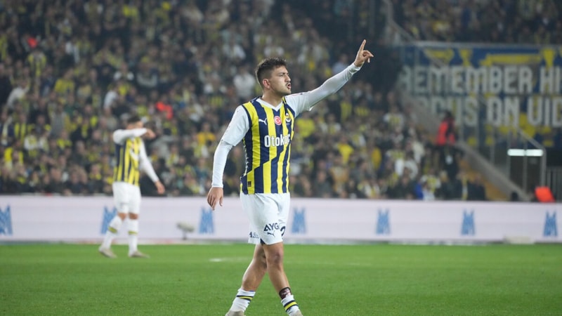 Fenerbahçe'de sürpriz haber: Cengiz Ünder kadroda