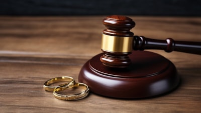 Yargıtay kararı: Eşinin akrabalarıyla görüşmek istememek boşanma nedeni