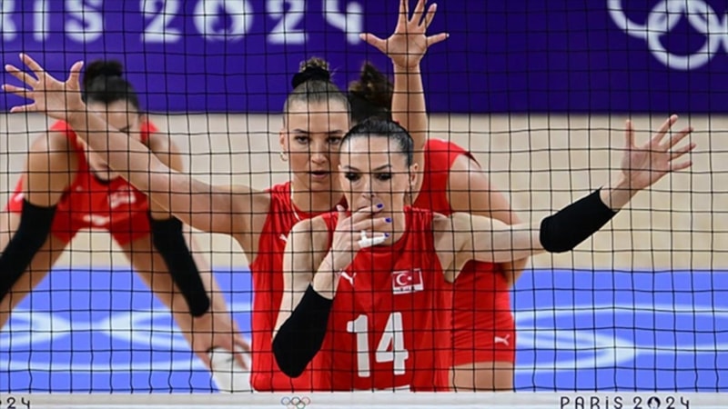 Eda Erdem, Brezilya maçı sonrası konuştu: Takımımla gurur duyuyorum