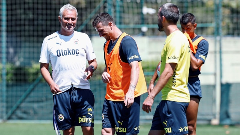 Fenerbahçe'de Lille maçının hazırlıkları başladı