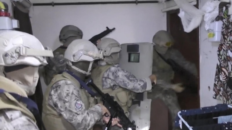 Bursa'da ruhsatsız silah ve tefeci operasyonu: 34 gözaltı