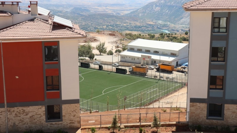 Deprem ve selin etkilediği Adıyaman'da yaralar sarılıyor