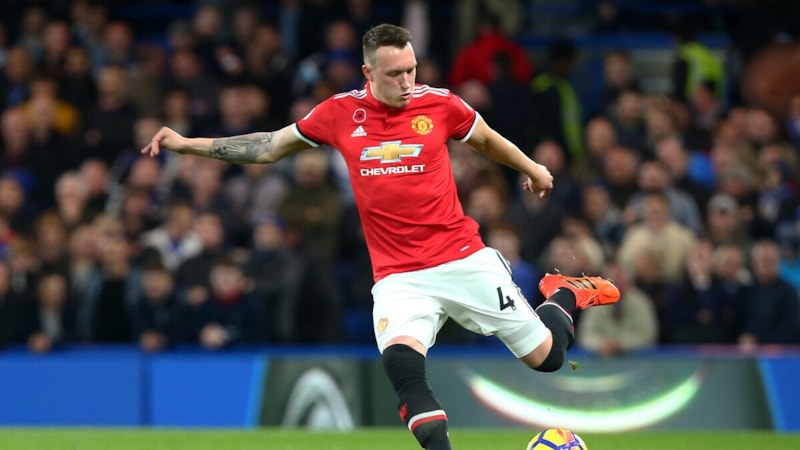 Phil Jones futbolu bıraktı