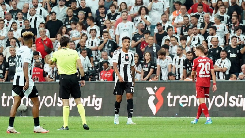 Cher Ndour, Beşiktaş formasıyla ilk maçına çıktı