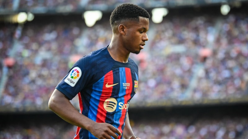 Fenerbahçe'ye Ansu Fati'den kötü haber