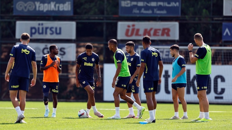 Fenerbahçe'de Rizespor maçının hazırlıkları devam etti