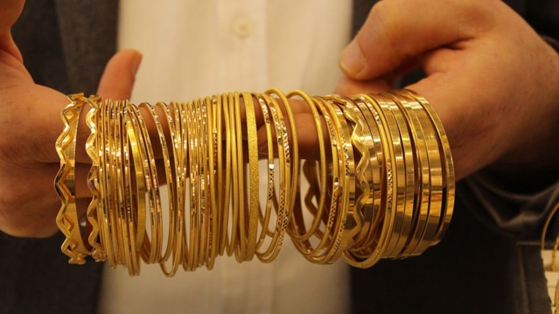 Kuyumcuların aldıkları bilezikleri bükme nedeni bakın neymiş...