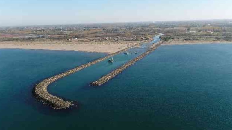 Türkiye'nin en soğuk denizi orası! Maldivler'i aratmıyor, herkes tatil planı yapıyor...