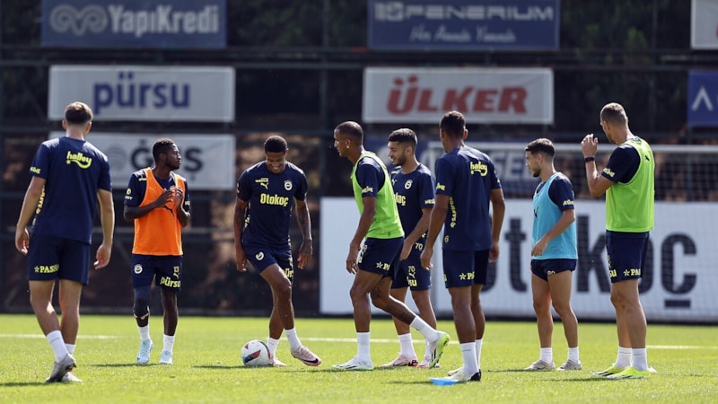 Fenerbahçe'de Rize maçının kamp kadrosu: 5 eksik var