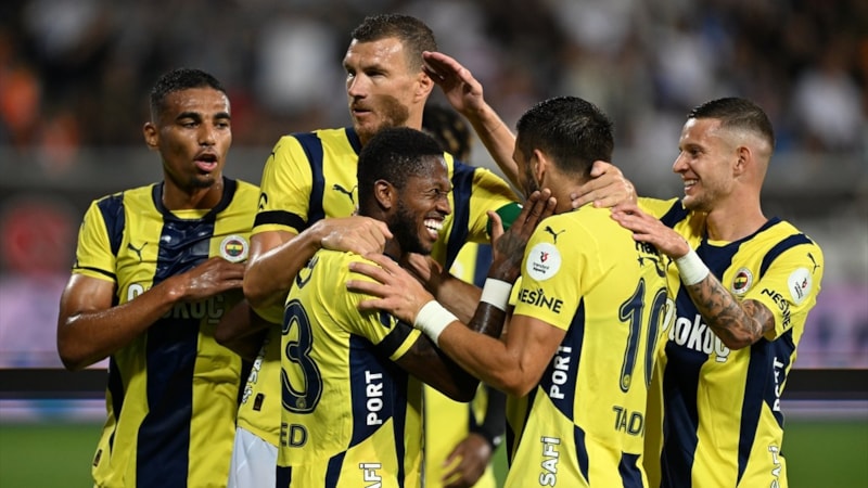 Fenerbahçe, Rizespor'u farklı geçti