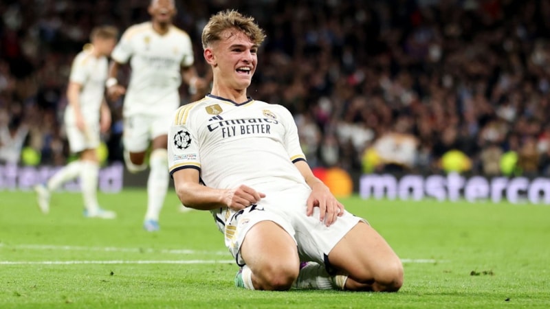 Nico Paz, Como'ya transfer oldu