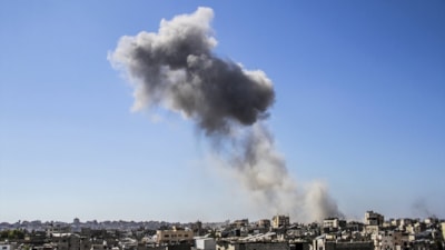 İsrail'in Gazze'de gün boyu devam eden saldırılarında 26 kişi öldü