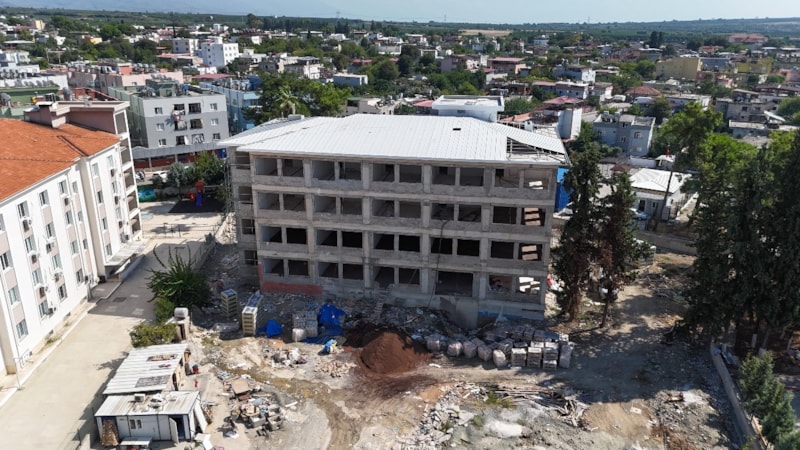 Hatay’da deprem sonrası yapılan 106 okul hizmete açılıyor