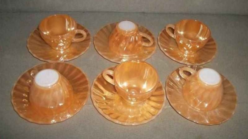 Bir dönem her evde bulunan fincan takımı bakın şimdi kaç para ediyor!