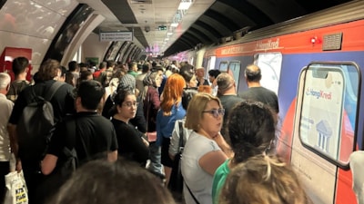 İstanbul'da Yenikapı - Kirazlı metro hattında arıza nedeniyle seferler durdu