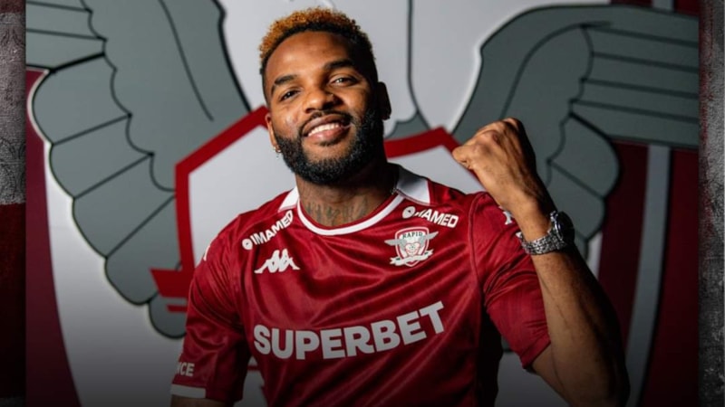 Aaron Boupendza'nın transferinde büyük kaos