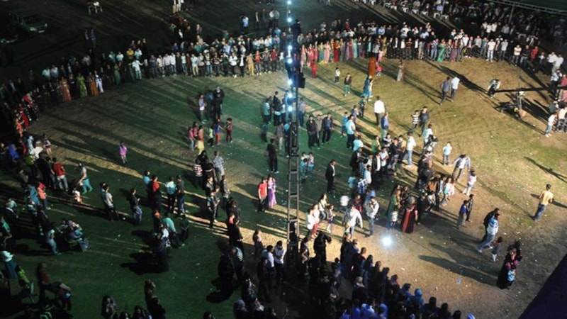 Valilik duyurdu: Manisa'da sokak düğünleri yasaklandı