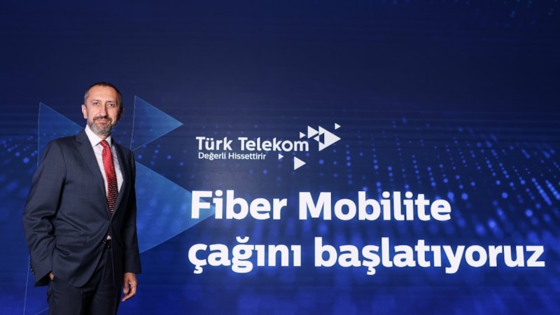 Türk Telekom CEO’su Önal: “Türk Telekom’dan mobilde güçlü büyüme, tarihi rekor”