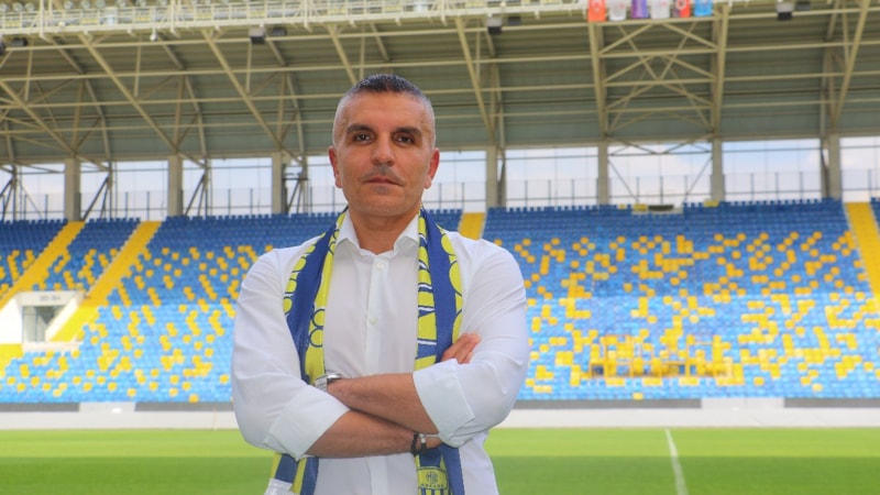Ankaragücü, teknik direkör Kenan Koçak'la sözleşme imzaladı