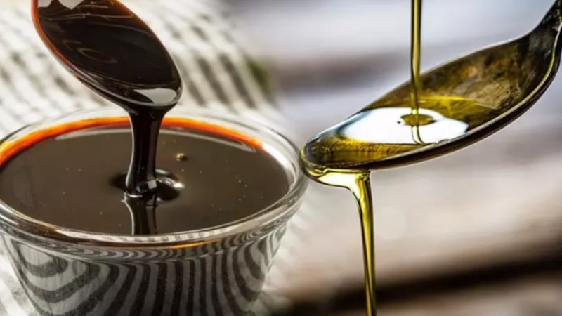 Kışın vazgeçilmezi olacak mucize karışım! Pekmez ve zeytinyağı...