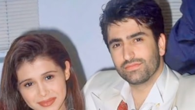 Bu defa filtresiz! Şarkıcı Ceylan, Mahsun Kırmızıgül ile poz verdi