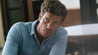 Kıvanç Tatlıtuğ'dan romantik paylaşım