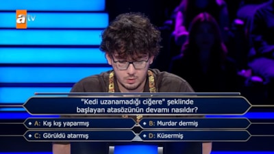 Kim Milyoner Olmak İster'de basit soruyu bilemedi: Oktay Kaynarca kahkahaya boğuldu