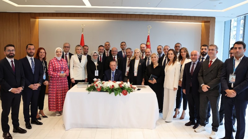 Cumhurbaşkanı Erdoğan Türkevi'nde gazetecilerin sorularını yanıtladı