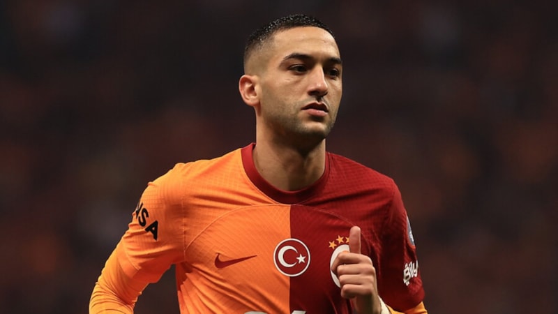 Galatasaray'da Okan Buruk, Hakim Ziyech'i kadroda istemiyor