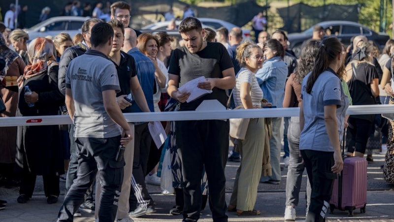 Hukuk Mesleklerine Giriş Sınavı ve İdari Yargı Ön Sınavı başladı